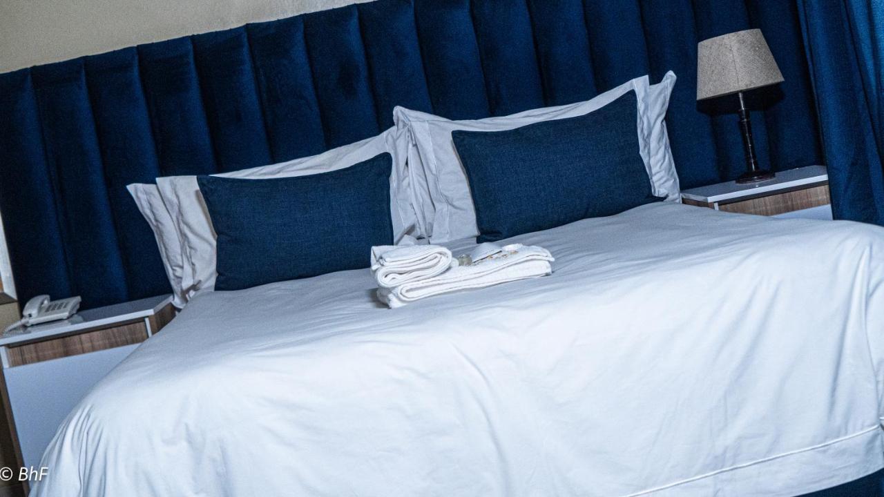 Henry George Guest House Pretoria-Noord Dış mekan fotoğraf