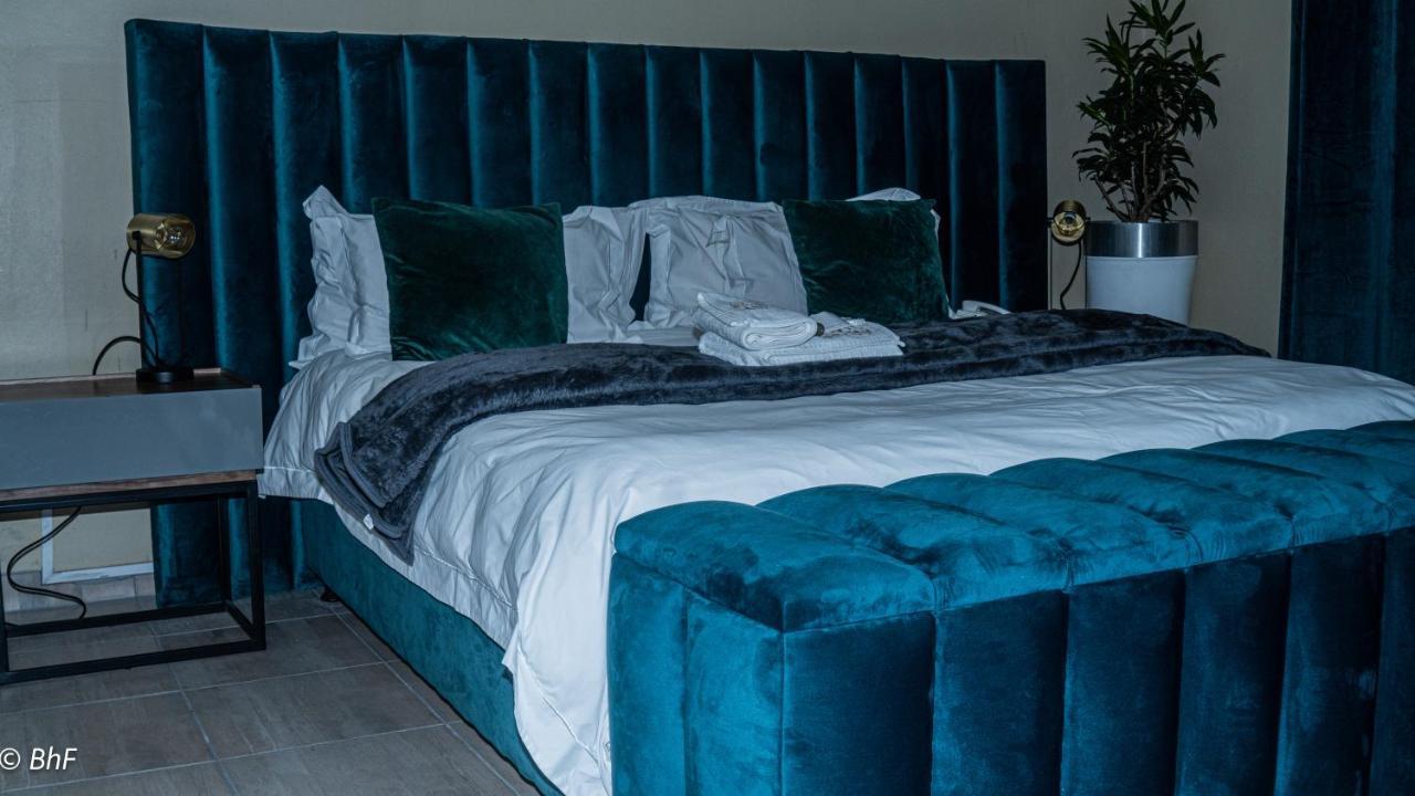 Henry George Guest House Pretoria-Noord Dış mekan fotoğraf